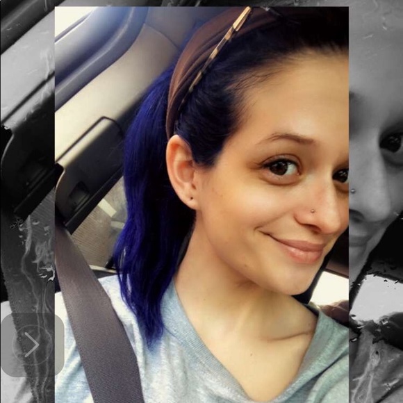 Meet your NEWEST Posher!!! - Picture 4 of 16